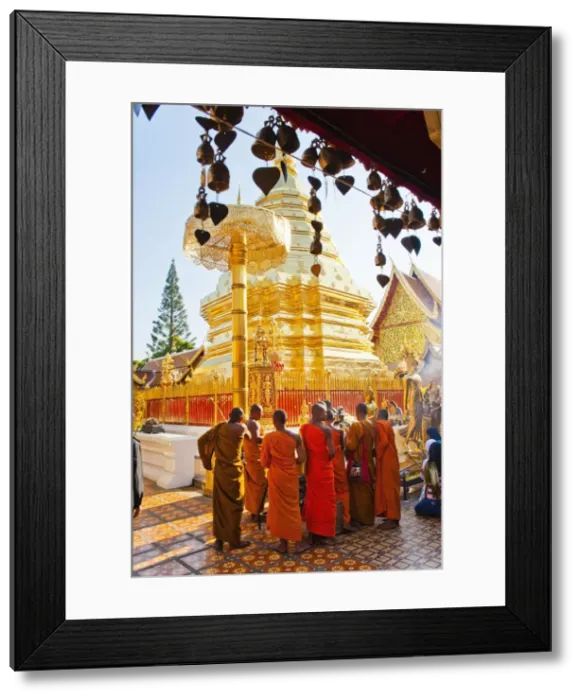 Framed Print : Group of Buddhist monks praying at Wat Doi Suthep Temple, Chiang Mai, Thailand, Southeast Asia, Asia Framed Print : Group of Buddhist monks praying at Wat Doi Suthep Temple, Chiang Mai, Thailand, Southeast Asia, Asia
