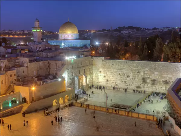Jewish Quarter of the Western Wall Plaza with people praying at the Wailing Wall, Old City, UNESCO World Heritge Site, Jerusalem, Israel, Middle East