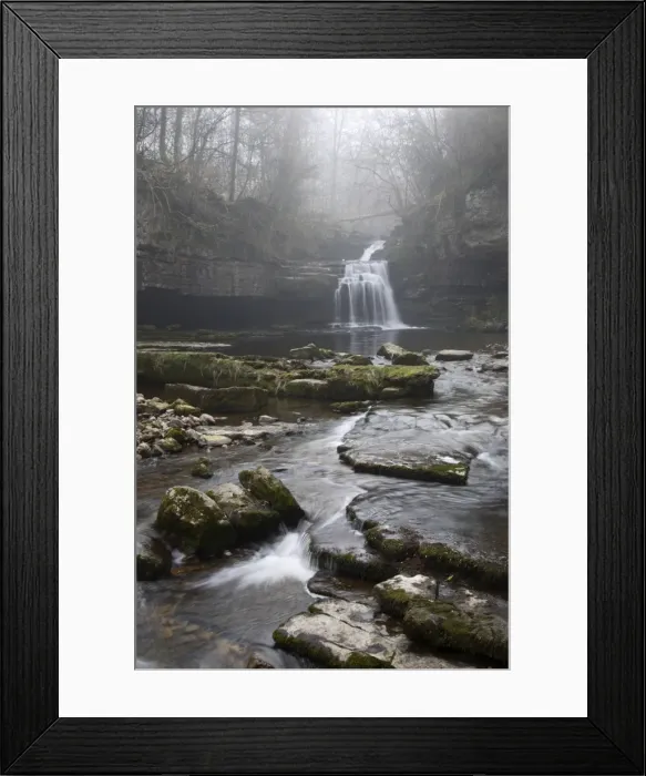 Framed Print : West Burton Waterfall, West Burton, Wensleydale, Yorkshire Dales, England Framed Print : West Burton Waterfall, West Burton, Wensleydale, Yorkshire Dales, England