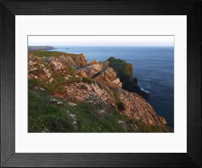 Framed Print : Lion Rock and Lizard Point, The Lizard, Cornwall, England, United Kingdom, Europe Framed Print : Lion Rock and Lizard Point, The Lizard, Cornwall, England, United Kingdom, Europe