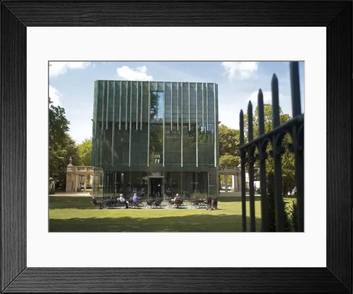 Framed Print : The new extension to Holburne Museum, Bath, Avon, England, United Kingdom, Europe Framed Print : The new extension to Holburne Museum, Bath, Avon, England, United Kingdom, Europe