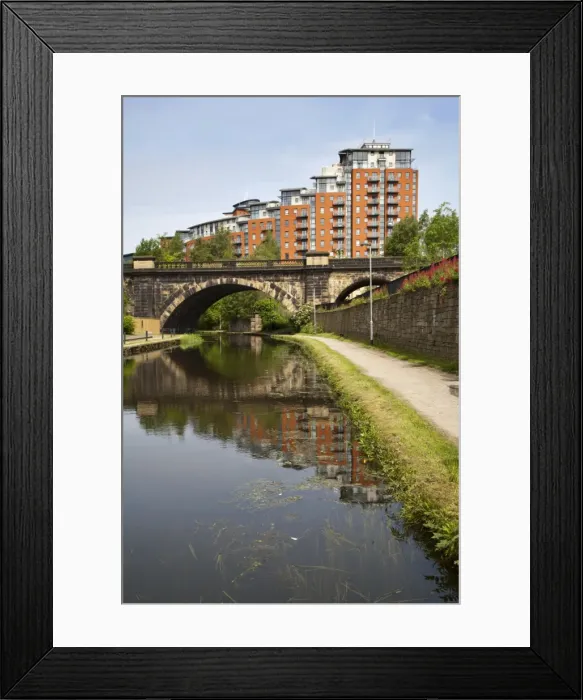 Framed Print : Modern flats by the Leeds and Liverpool Canal in Leeds, West Yorkshire, Yorkshire, England, United Kingdom, Europe Framed Print : Modern flats by the Leeds and Liverpool Canal in Leeds, West Yorkshire, Yorkshire, England, United Kingdom, Europe