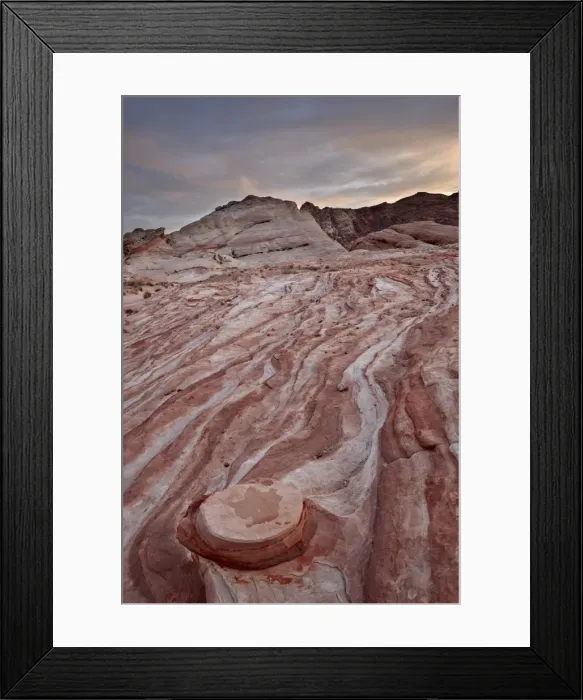 Framed Print : Red and white sandstone layers with colorful clouds at sunset, Valley of Fire State Park, Nevada, United States of America, North America Framed Print : Red and white sandstone layers with colorful clouds at sunset, Valley of Fire State Park, Nevada, United States of America, North America
