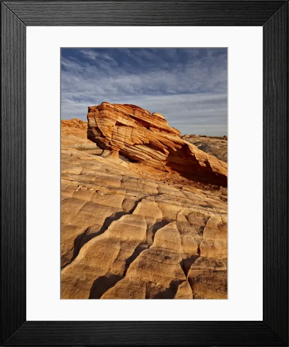 Framed Print : Arch in layered sandstone, Valley Of Fire State Park, Nevada, United States of America, North America