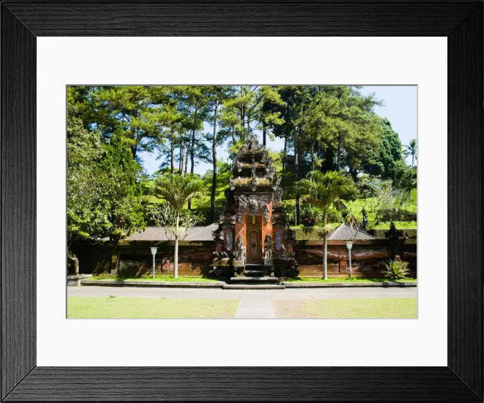 Framed Print : Beauitfully decorated Balinese door at Pura Tirta Empul Hindu Temple, Tampaksiring, Bali, Indonesia, Southeast Asia, Asia Framed Print : Beauitfully decorated Balinese door at Pura Tirta Empul Hindu Temple, Tampaksiring, Bali, Indonesia, Southeast Asia, Asia