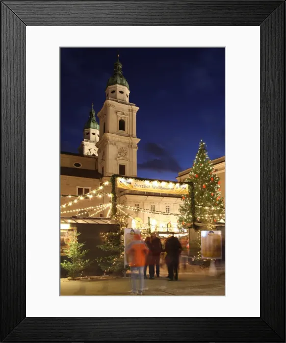 Framed Print : Christmas Market and Salzburg Cathedral, UNESCO World Heritage Site, Salzburg, Austria, Europe Framed Print : Christmas Market and Salzburg Cathedral, UNESCO World Heritage Site, Salzburg, Austria, Europe