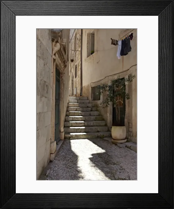 Framed Print : Inside the walled city of Dubrovnik, Croatia, Europe Framed Print : Inside the walled city of Dubrovnik, Croatia, Europe