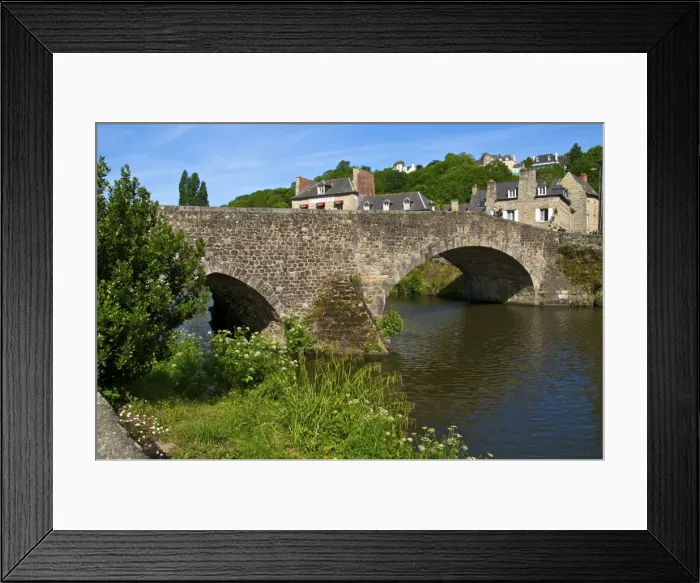 Framed Print : View of old town houses and the Old Bridge over the Rance River, Dinan, Cotes d Armor, Brittany, France, Europe Framed Print : View of old town houses and the Old Bridge over the Rance River, Dinan, Cotes d Armor, Brittany, France, Europe