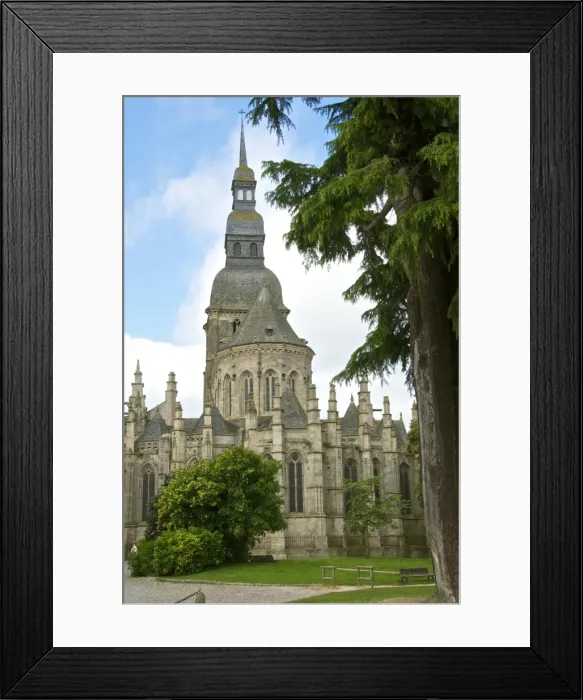Framed Print : Saint Sauveur Basilica, Roman Gothic, Dinan, Brittany, Cotes d Armor, France, Europe Framed Print : Saint Sauveur Basilica, Roman Gothic, Dinan, Brittany, Cotes d Armor, France, Europe