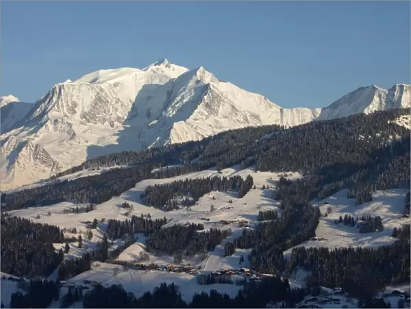 Megeve ski slopes, Mont-Blanc mountain range, Megeve, Haute-Savoie, French Alps, France, Europe
