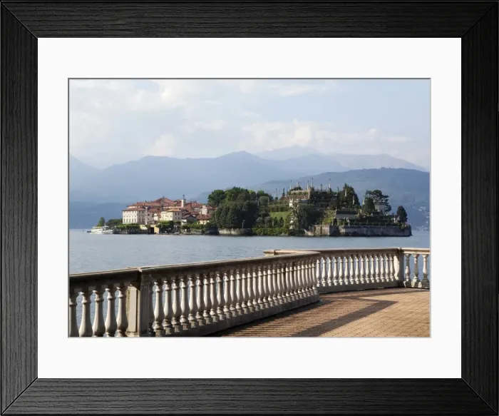 Framed Print : Isola Bella view from Stresa, Piedmont, Italian Lakes, Italy, Europe Framed Print : Isola Bella view from Stresa, Piedmont, Italian Lakes, Italy, Europe