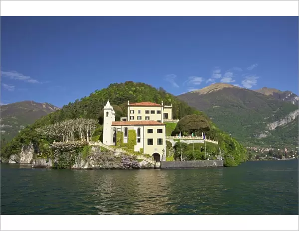 Villa del Balbianello on Punta di Lavedo in spring sunshine, Lake Como, Italian Lakes, Italy, Europe