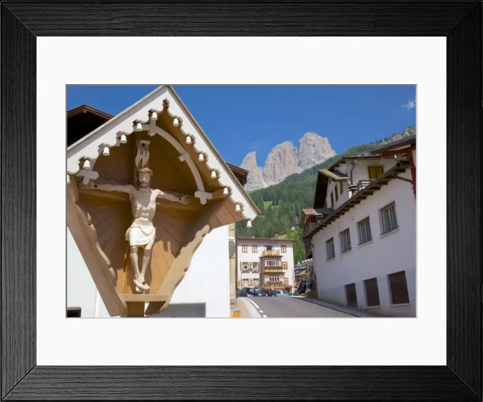 Framed Print : Religious cross, Ciampedel, Fassa Valley, Trento Province, Trentino-Alto Adige / South Tyrol, Italian Dolomites, Italy, Europe Framed Print : Religious cross, Ciampedel, Fassa Valley, Trento Province, Trentino-Alto Adige / South Tyrol, Italian Dolomites, Italy, Europe