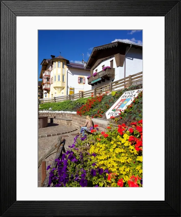 Framed Print : Town Square, Vigo di Fassa, Fassa Valley, Trento Province, Trentino-Alto Adige / South Tyrol, Italian Dolomites, Italy, Europe Framed Print : Town Square, Vigo di Fassa, Fassa Valley, Trento Province, Trentino-Alto Adige / South Tyrol, Italian Dolomites, Italy, Europe