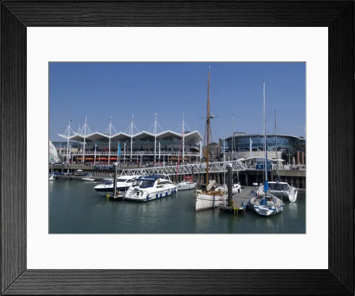 Framed Print : The Gunwharf, marina and shopping centre, Portsmouth, Hampshire, England, United Kingdom, Europe Framed Print : The Gunwharf, marina and shopping centre, Portsmouth, Hampshire, England, United Kingdom, Europe