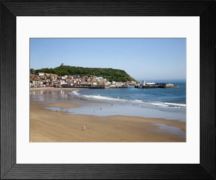 Framed Print : South Sands from the Cliff Top, Scarborough, North Yorkshire, Yorkshire, England, United Kingdom, Europe Framed Print : South Sands from the Cliff Top, Scarborough, North Yorkshire, Yorkshire, England, United Kingdom, Europe