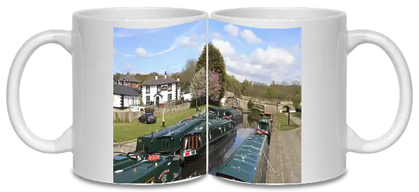 Narrow Boats, Pontcysyllte Canal, UNESCO World Heritage Site, Llangollen, Dee Valley, Denbighshire, North Wales, Wales, United Kingdom, Europe