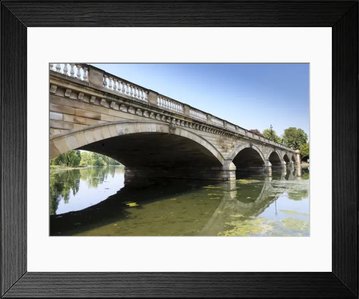 Framed Print : Serpentine Bridge, Hyde Park, London, England, United Kingdom, Europe Framed Print : Serpentine Bridge, Hyde Park, London, England, United Kingdom, Europe