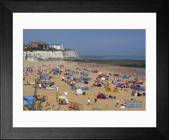 Framed Print : Joss Bay, Broadstairs, Kent, England, United Kingdom, Europe Framed Print : Joss Bay, Broadstairs, Kent, England, United Kingdom, Europe