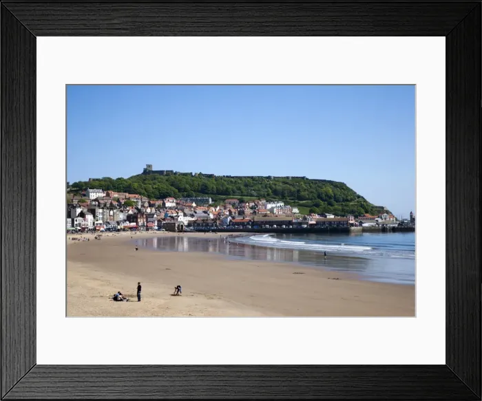 Framed Print : South Sands and Castle Hill, Scarborough, North Yorkshire, Yorkshire, England, United Kingdom, Europe Framed Print : South Sands and Castle Hill, Scarborough, North Yorkshire, Yorkshire, England, United Kingdom, Europe