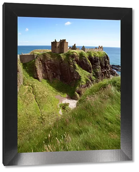Dunnottar Castle near Stonehaven, Aberdeenshire, Scotland, United Kingdom, Europe