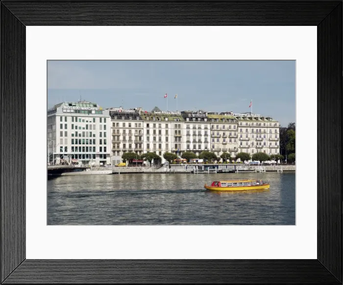 Framed Print : Quai du Mont Blanc overlooking Lake Geneva, Geneva, Switzerland, Europe Framed Print : Quai du Mont Blanc overlooking Lake Geneva, Geneva, Switzerland, Europe