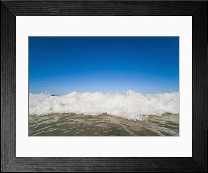 Framed Print : Bright blue sky and waves breaking at Surfers Paradise Beach, Gold Coast, Queensland, Australia, Pacific Framed Print : Bright blue sky and waves breaking at Surfers Paradise Beach, Gold Coast, Queensland, Australia, Pacific