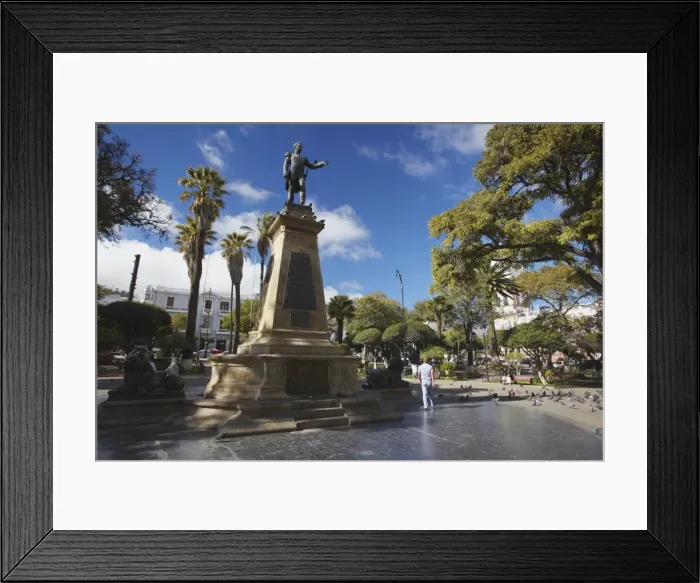 Framed Print : Monument in Plaza 25 de Mayo, Sucre, UNESCO World Heritage Site, Bolivia, South America Framed Print : Monument in Plaza 25 de Mayo, Sucre, UNESCO World Heritage Site, Bolivia, South America