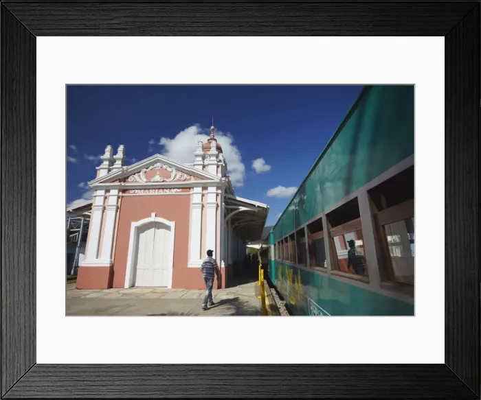 Framed Print : Historic tourist train at Mariana station, Minas Gerais, Brazil, South America l Framed Print : Historic tourist train at Mariana station, Minas Gerais, Brazil, South America l