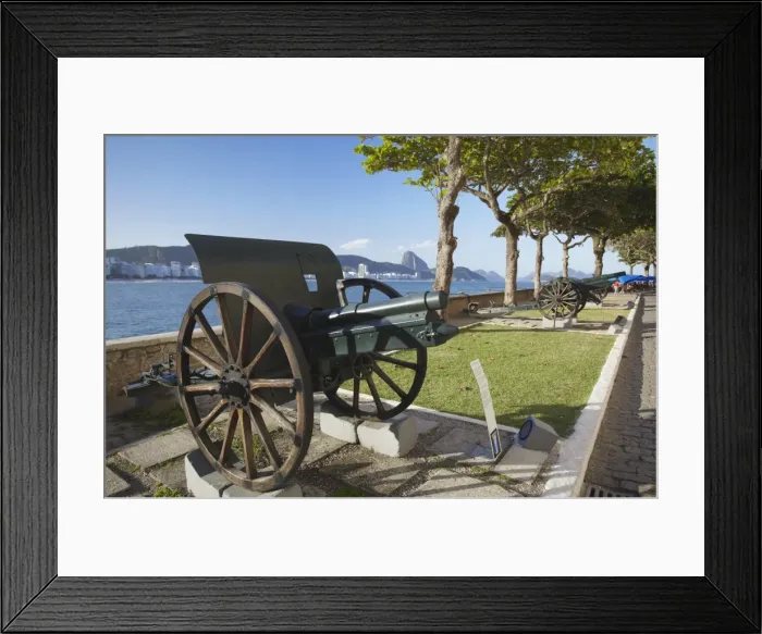 Framed Print : Forte de Copacabana (Copacabana Fort), Copacabana, Rio de Janeiro, Brazil, South America Framed Print : Forte de Copacabana (Copacabana Fort), Copacabana, Rio de Janeiro, Brazil, South America