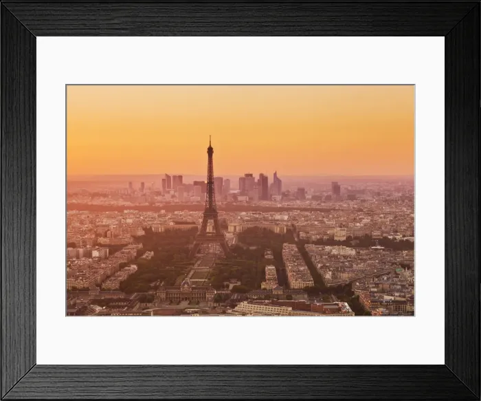 Framed Print : Paris skyline at sunset with the Eiffel Tower and La Defense, Paris, France, Europe Framed Print : Paris skyline at sunset with the Eiffel Tower and La Defense, Paris, France, Europe