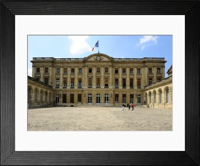 Framed Print : Hotel de Ville (Town Hall), Bordeaux, UNESCO World Heritage Site, Gironde, Aquitaine, France, Europe Framed Print : Hotel de Ville (Town Hall), Bordeaux, UNESCO World Heritage Site, Gironde, Aquitaine, France, Europe