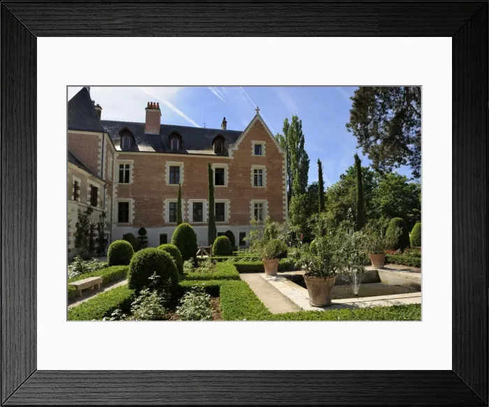 Framed Print : Renaissance garden, Leonardo da Vincis House and Museum, Clos Luce, Parc Leonardo da Vinci, Amboise, Indre-et-Loire, Loire Valley, Centre, France, Europe