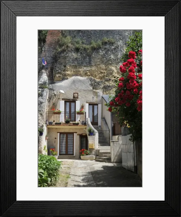Framed Print : Troglodyte house, Amboise, UNESCO World Heritage Site, Indre-et-Loire, Centre, France, Europe Framed Print : Troglodyte house, Amboise, UNESCO World Heritage Site, Indre-et-Loire, Centre, France, Europe