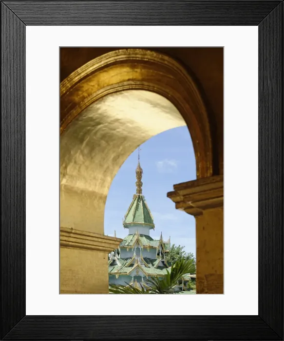 Framed Print : The Mahamuni Buddha Temple, a Buddhist temple and major pilgrimage site, Mandalay city, Mandalay division, Republic of the Union of Myanmar (Burma), Asia Framed Print : The Mahamuni Buddha Temple, a Buddhist temple and major pilgrimage site, Mandalay city, Mandalay division, Republic of the Union of Myanmar (Burma), Asia