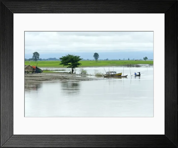 Framed Print : Along the Irrawaddy River, Sagaing Division, Republic of the Union of Myanmar (Burma), Asia Framed Print : Along the Irrawaddy River, Sagaing Division, Republic of the Union of Myanmar (Burma), Asia