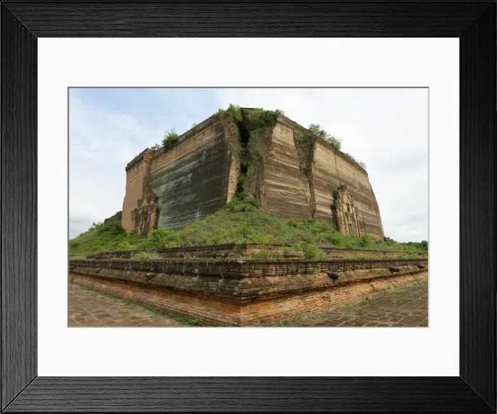 Framed Print : The Mingun temple, along the Irrawaddy river, Mingun, Sagaing Division, Republic of the Union of Myanmar (Burma), Asia Framed Print : The Mingun temple, along the Irrawaddy river, Mingun, Sagaing Division, Republic of the Union of Myanmar (Burma), Asia