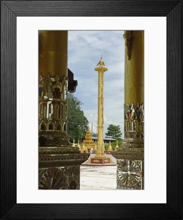 Framed Print : The Bawgyo Pagoda in Thibaw (Hsipaw), Shan State, Republic of the Union of Myanmar (Burma), Asia Framed Print : The Bawgyo Pagoda in Thibaw (Hsipaw), Shan State, Republic of the Union of Myanmar (Burma), Asia