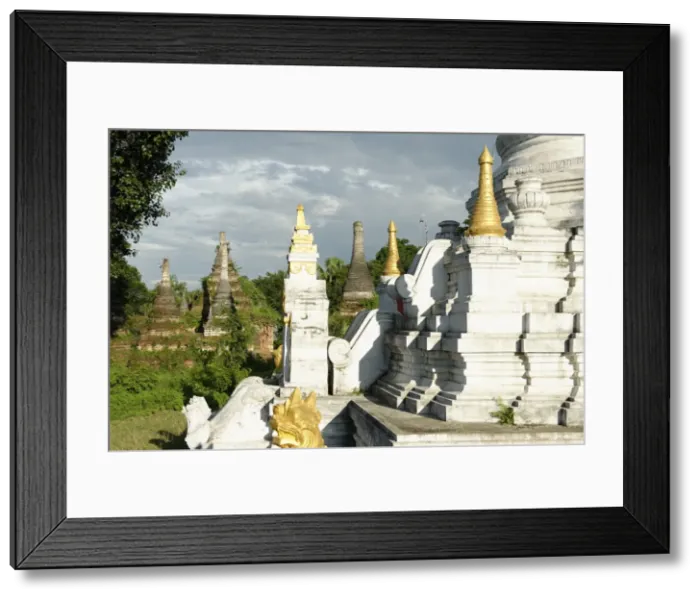 Framed Print : Buddhist monastery, Hsipaw area, Shan State, Republic of the Union of Myanmar (Burma), Asia Framed Print : Buddhist monastery, Hsipaw area, Shan State, Republic of the Union of Myanmar (Burma), Asia