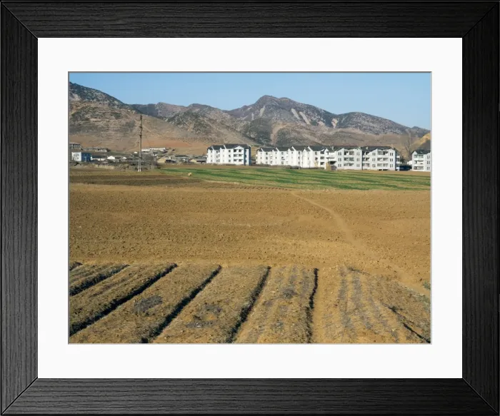 Framed Print : Countryside between Kaesong and Pyongyang, Democratic Peoples Republic of Korea (DPRK), North Korea, Asia Framed Print : Countryside between Kaesong and Pyongyang, Democratic Peoples Republic of Korea (DPRK), North Korea, Asia