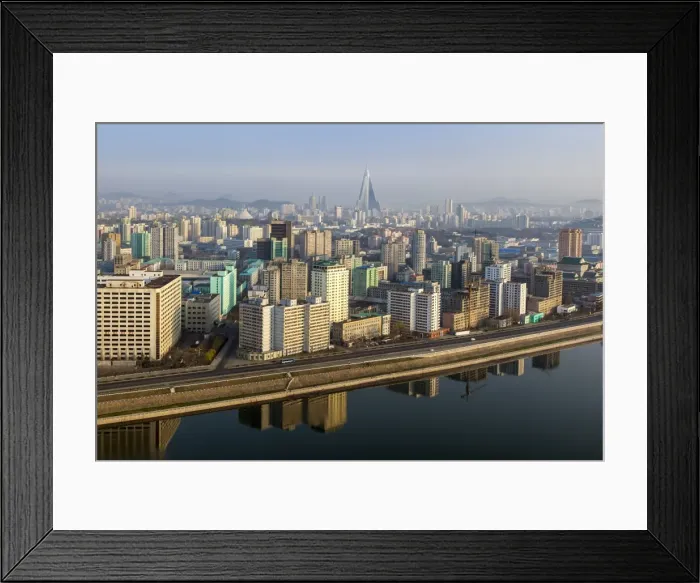 Framed Print : Pyongyang and the River Taedong, Pyongyang, Democratic Peoples Republic of Korea (DPRK), North Korea, Asia Framed Print : Pyongyang and the River Taedong, Pyongyang, Democratic Peoples Republic of Korea (DPRK), North Korea, Asia