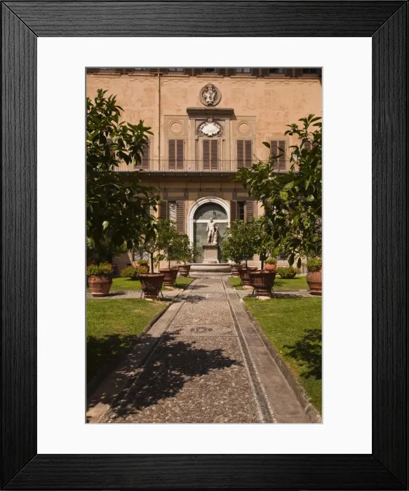 Framed Print : The outdoor courtyard of Palazzo Medici Riccardi, Florence, Tuscany, Italy, Europe Framed Print : The outdoor courtyard of Palazzo Medici Riccardi, Florence, Tuscany, Italy, Europe