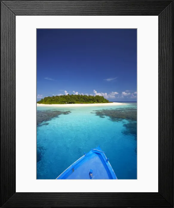 Framed Print : Boat heading for desert island, Maldives, Indian Ocean, Asia Framed Print : Boat heading for desert island, Maldives, Indian Ocean, Asia