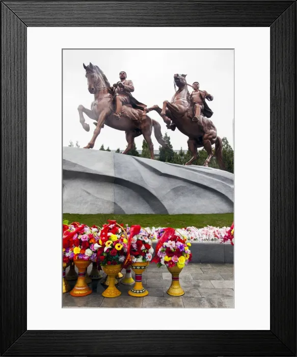 Framed Print : Statues of the Great Leaders Kim Il Sung and Kim Jong Il, Pyongyang, Democratic Peoples Republic of Korea (DPRK), North Korea, Asia