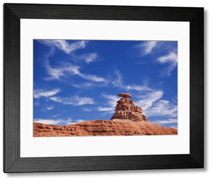 Framed Print : Mexican Hat Rock, Mexican Hat, Utah, United States of America, North America Framed Print : Mexican Hat Rock, Mexican Hat, Utah, United States of America, North America
