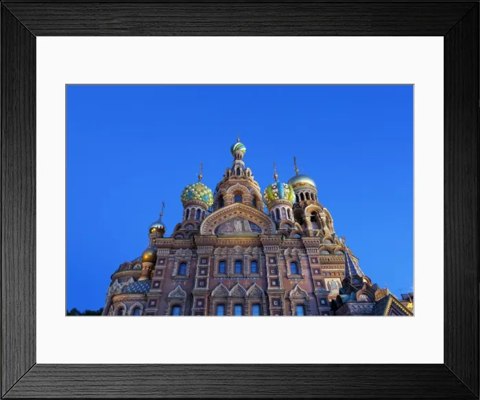 Framed Print : The Church on Spilled Blood illuminated at dusk, UNESCO World Heritage Site, St. Petersburg, Russia, Europe Framed Print : The Church on Spilled Blood illuminated at dusk, UNESCO World Heritage Site, St. Petersburg, Russia, Europe