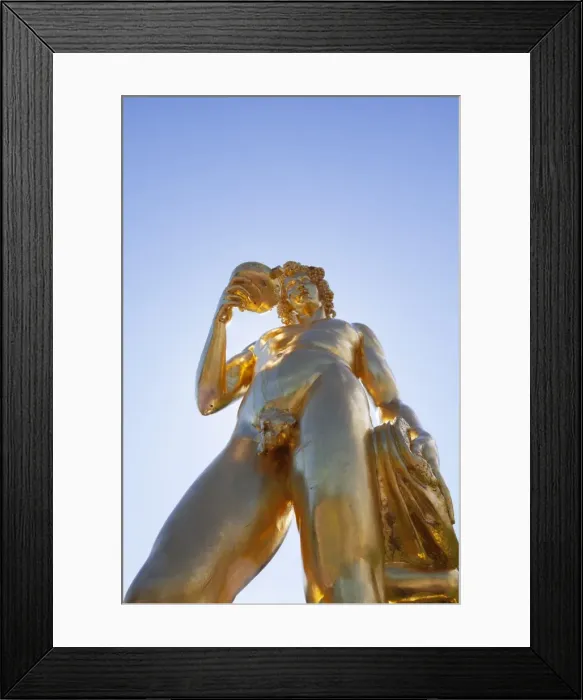 Framed Print : Golden statue on the Grand Cascade at Peterhof Palace, St. Petersburg, Russia, Europe Framed Print : Golden statue on the Grand Cascade at Peterhof Palace, St. Petersburg, Russia, Europe