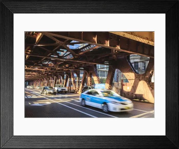 Framed Print : Traffic crossing Wells Street Bridge over the Chicago River, Chicago, Illinois, United States of America, North America Framed Print : Traffic crossing Wells Street Bridge over the Chicago River, Chicago, Illinois, United States of America, North America