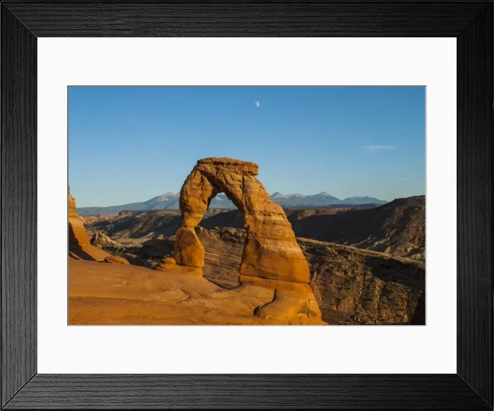 Framed Print : View of Delicate Arch, Arches National Park, Utah, United States of America, North America Framed Print : View of Delicate Arch, Arches National Park, Utah, United States of America, North America