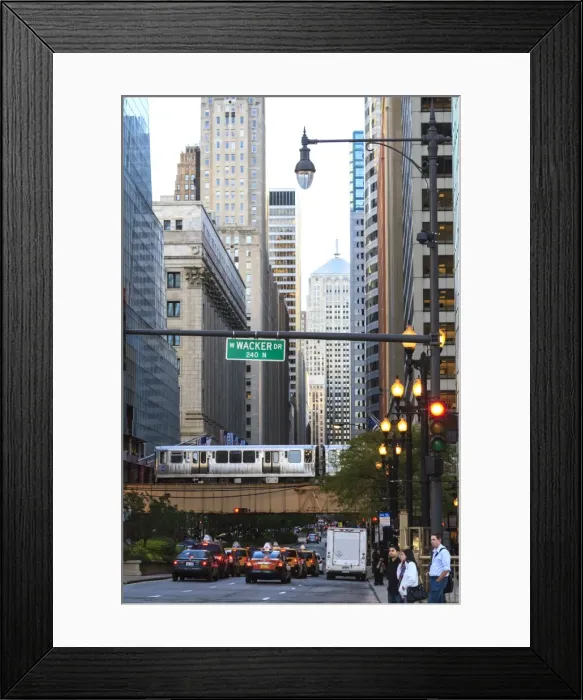 Framed Print : L train on elevated track crosses South LaSalle Street in the Loop district, Chicago, Illinois, United States of America, North America Framed Print : L train on elevated track crosses South LaSalle Street in the Loop district, Chicago, Illinois, United States of America, North America